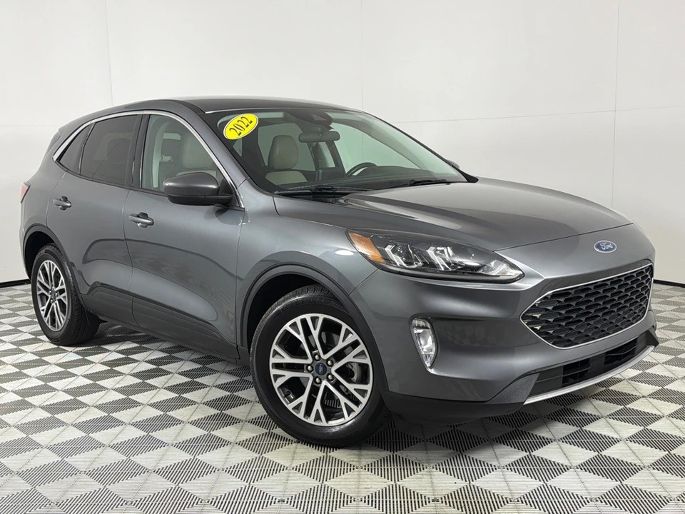 2022 Ford Escape - Image 2 of 21