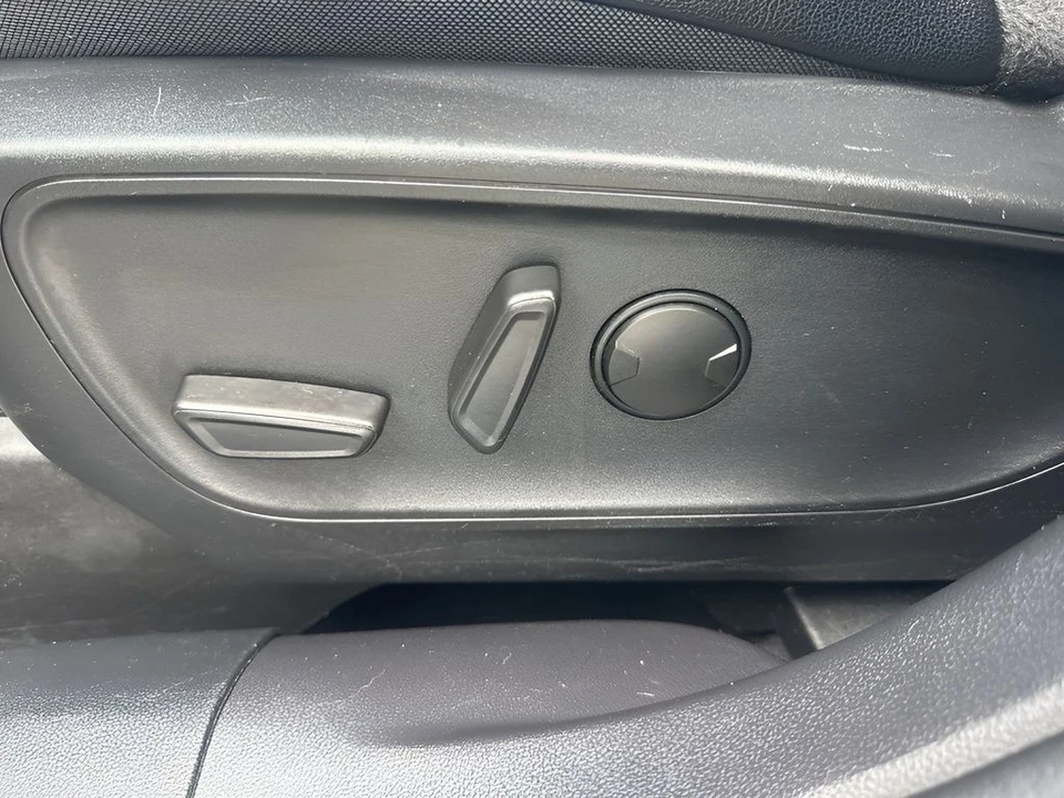 2022 Ford Escape - Image 10 of 12