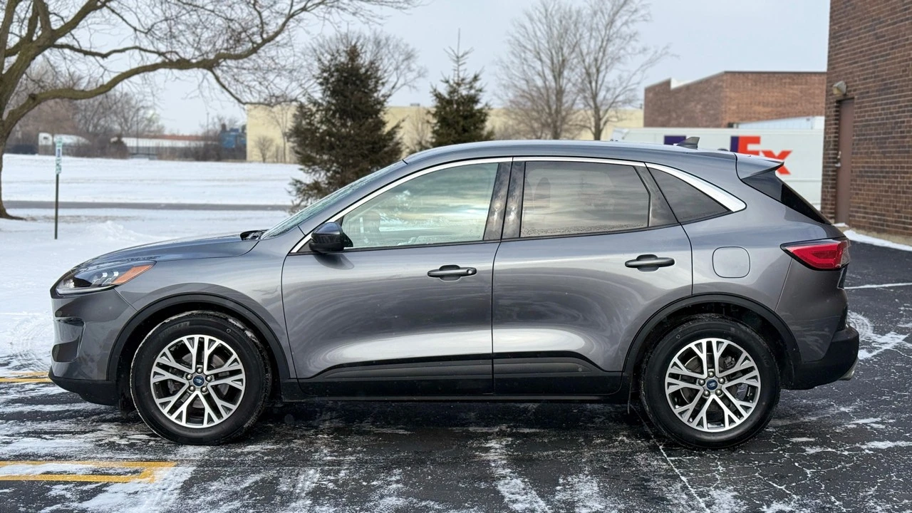 2022 Ford Escape - Image 4 of 21