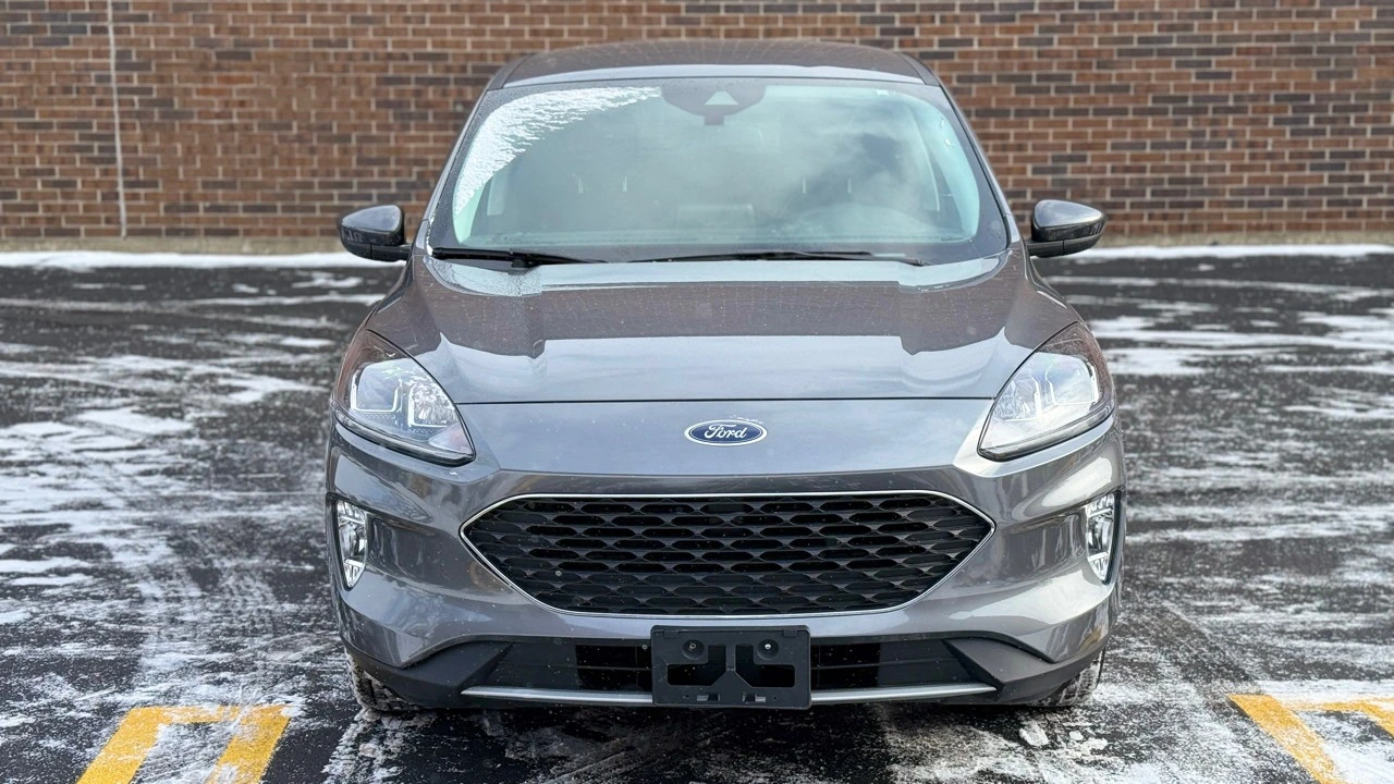 2022 Ford Escape - Image 2 of 21