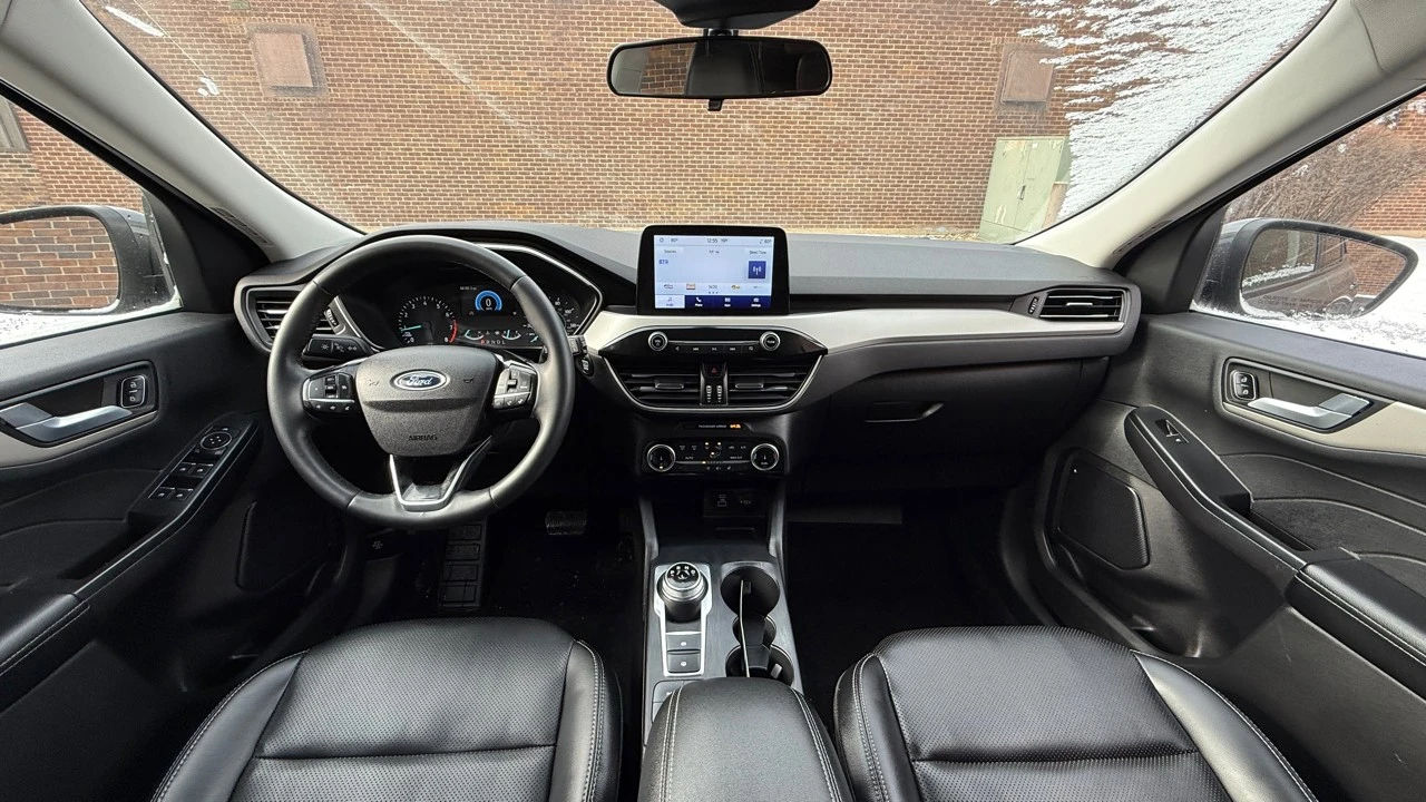 2022 Ford Escape - Image 15 of 21