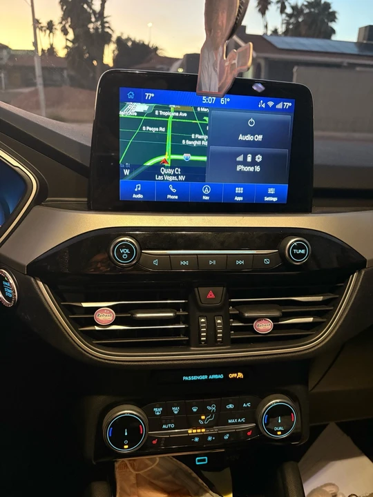 2022 Ford Escape - Image 6 of 7