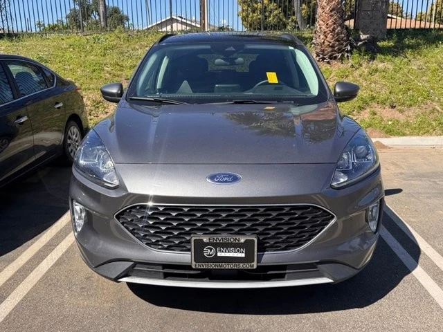 2022 Ford Escape - Image 2 of 3