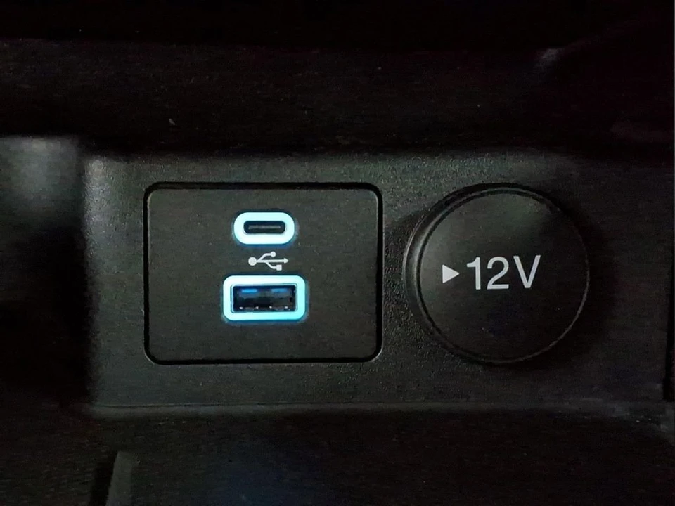 2022 Ford Escape - Image 11 of 29
