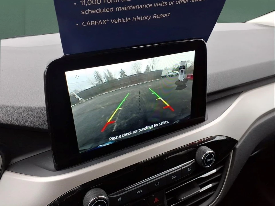 2022 Ford Escape - Image 9 of 21