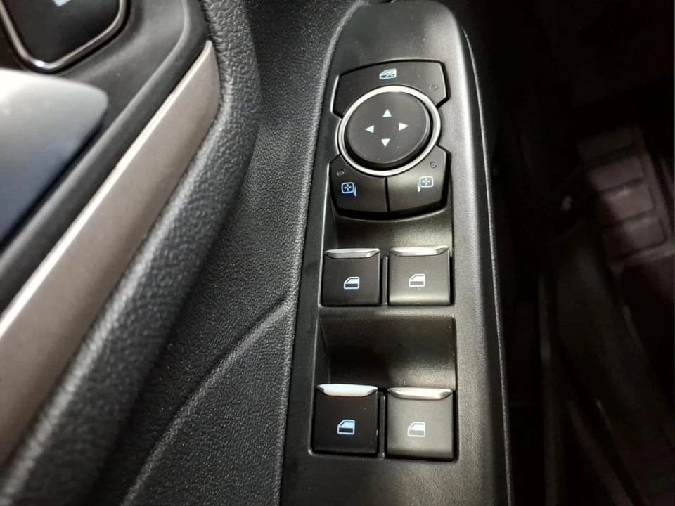 2022 Ford Escape - Image 15 of 29