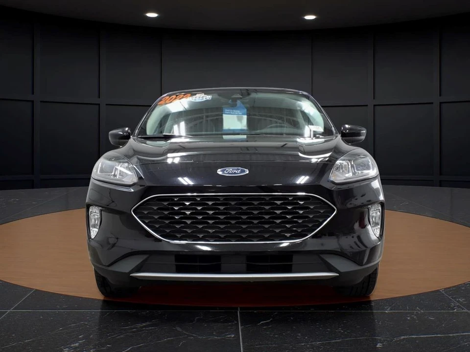 2022 Ford Escape - Image 2 of 29