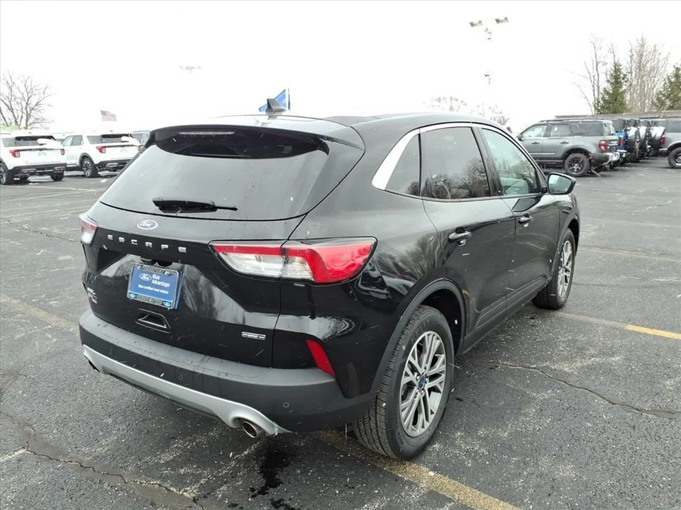 2022 Ford Escape - Image 7 of 21