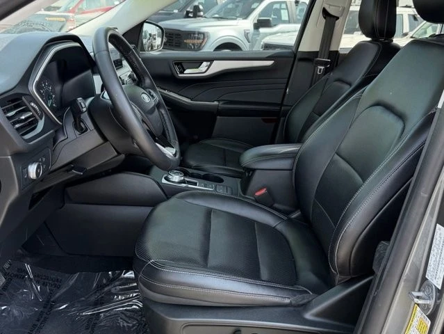 2022 Ford Escape - Image 17 of 21