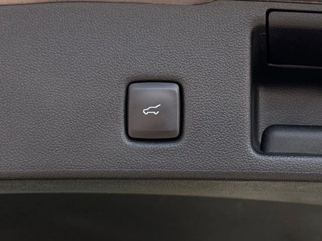 2022 Ford Escape - Image 11 of 21