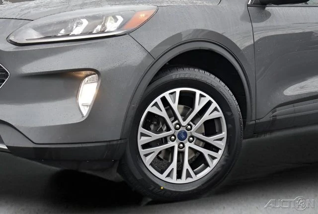 2022 Ford Escape - Image 10 of 21