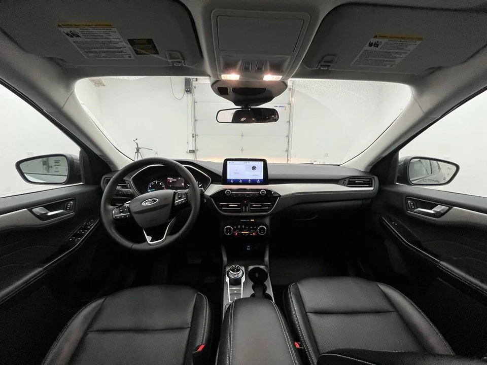 2022 Ford Escape - Image 2 of 12
