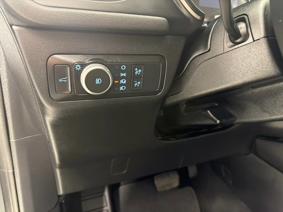 2022 Ford Escape - Image 15 of 21