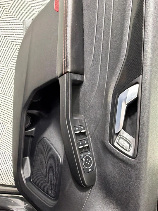 2022 Ford Escape - Image 11 of 21