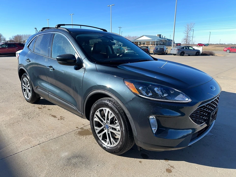 2022 Ford Escape - Image 2 of 12