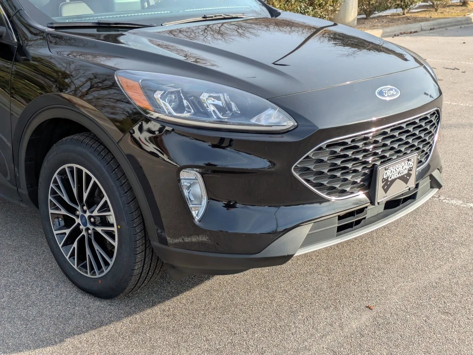 2022 Ford Escape - Image 10 of 12