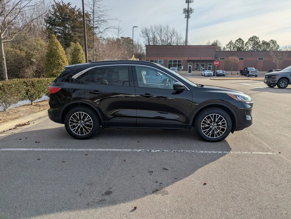 2022 Ford Escape - Image 3 of 12