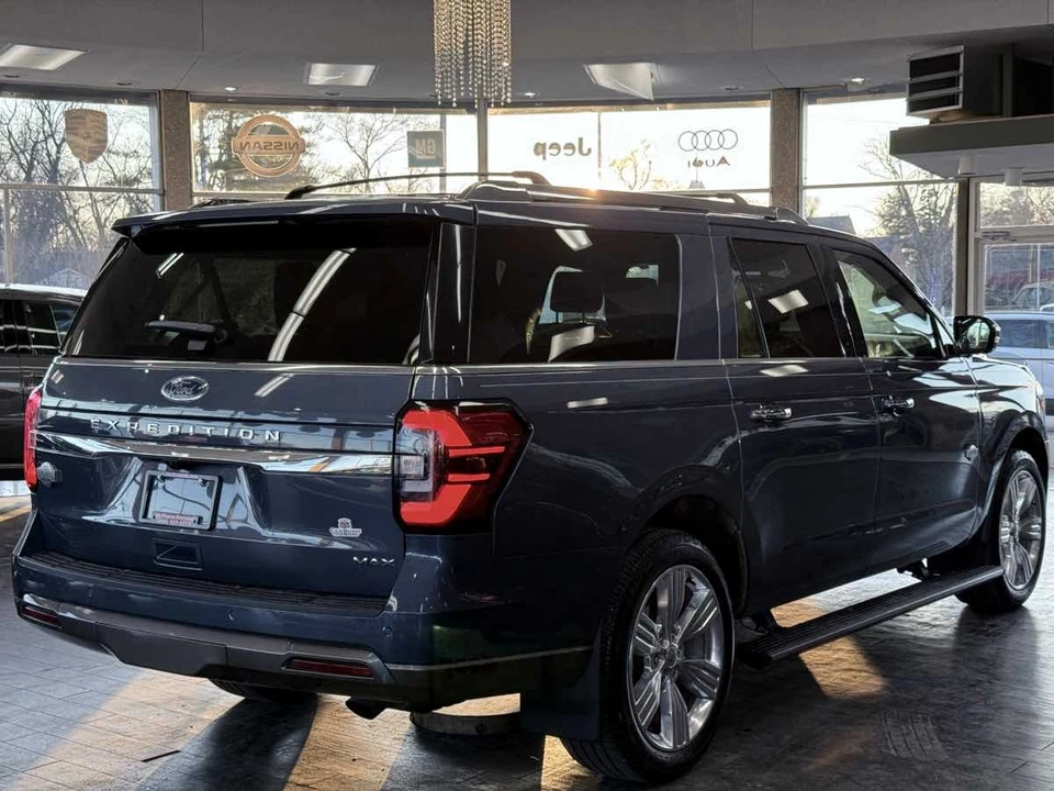2022 Ford Expedition 4th Gen - Image 9 of 21