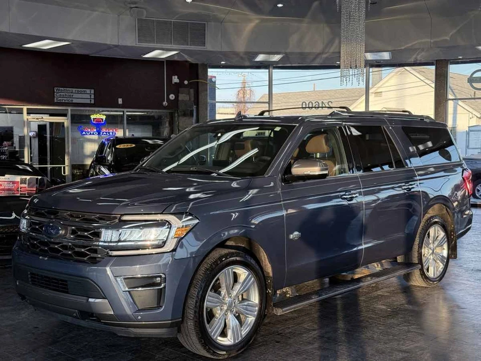 2022 Ford Expedition 4th Gen - Image 2 of 21
