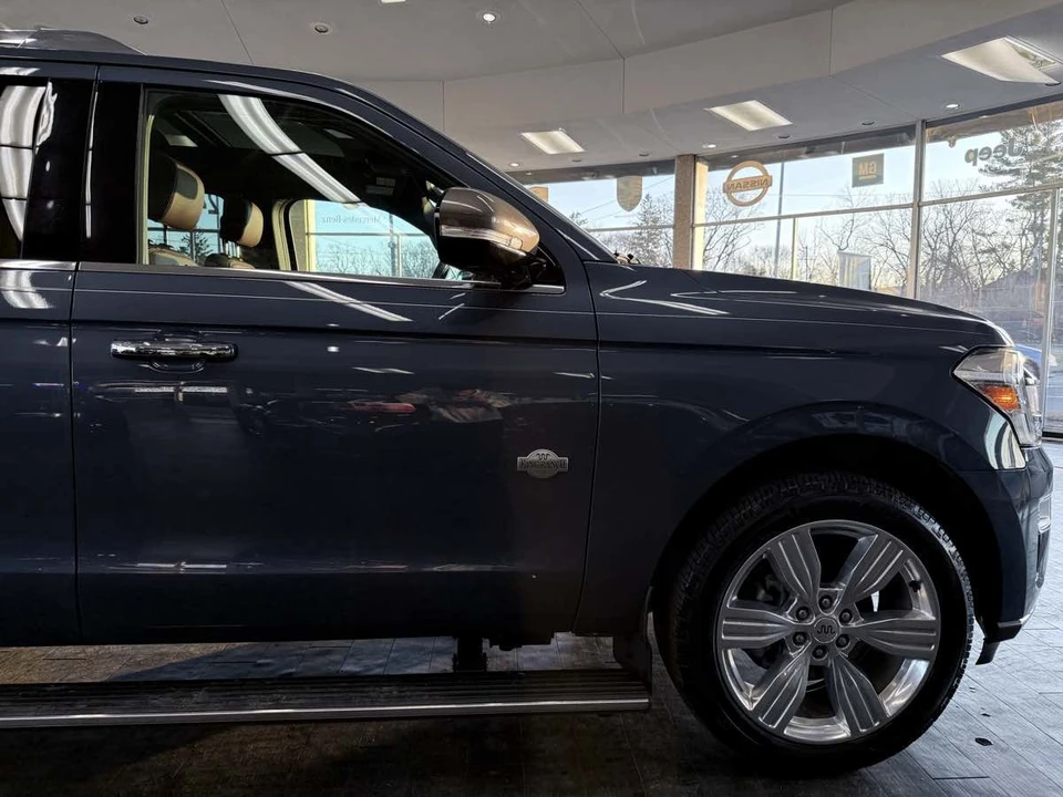 2022 Ford Expedition 4th Gen - Image 6 of 12