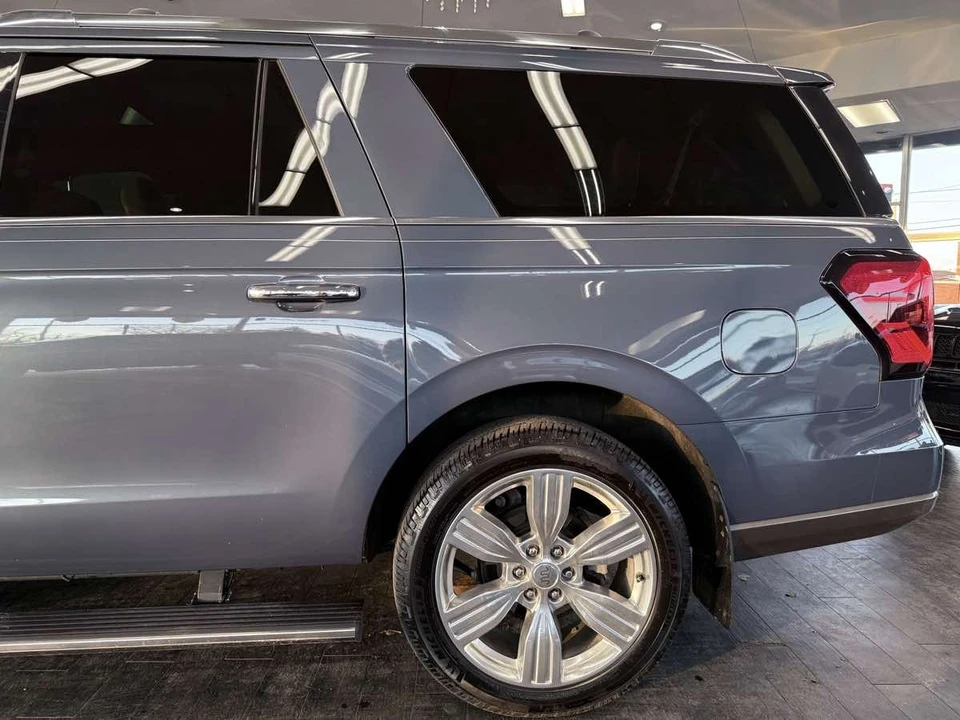 2022 Ford Expedition 4th Gen - Image 19 of 21