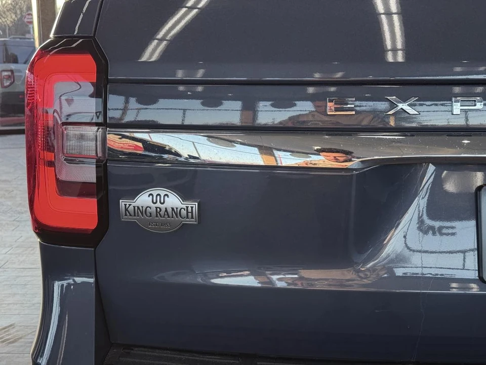 2022 Ford Expedition 4th Gen - Image 17 of 21