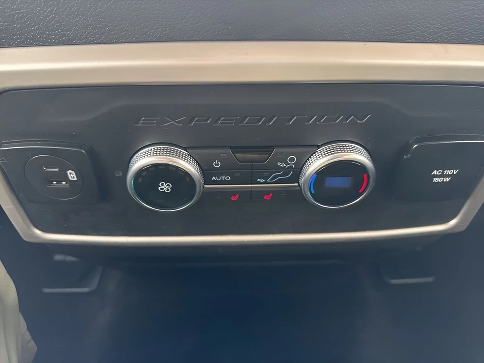 2022 Ford Expedition 4th Gen - Image 14 of 21