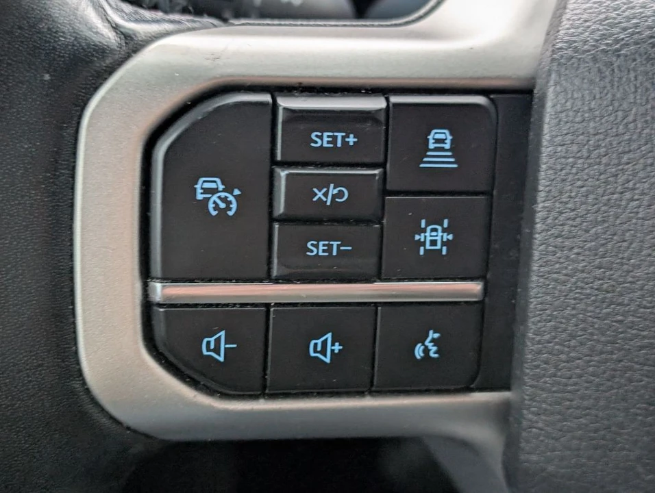 2022 Ford Expedition 4th Gen - Image 15 of 21