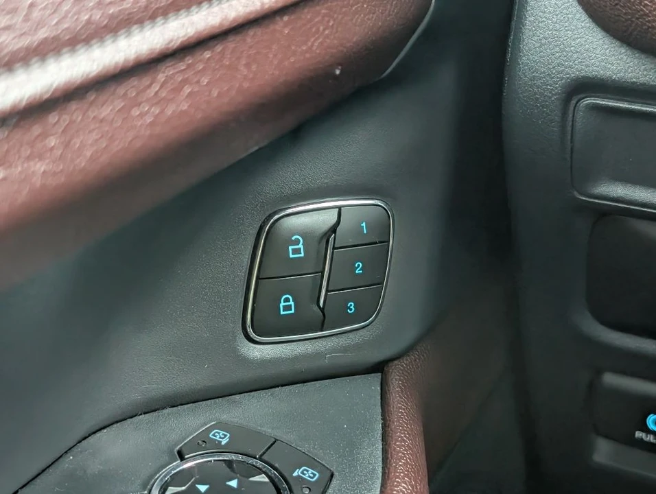 2022 Ford Expedition 4th Gen - Image 13 of 21