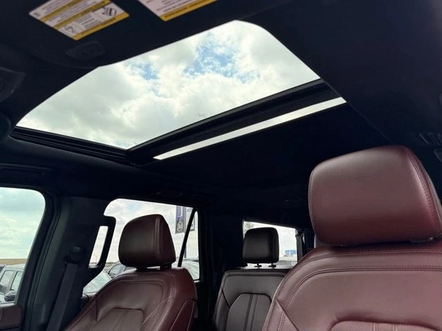 2022 Ford Expedition 4th Gen - Image 18 of 21