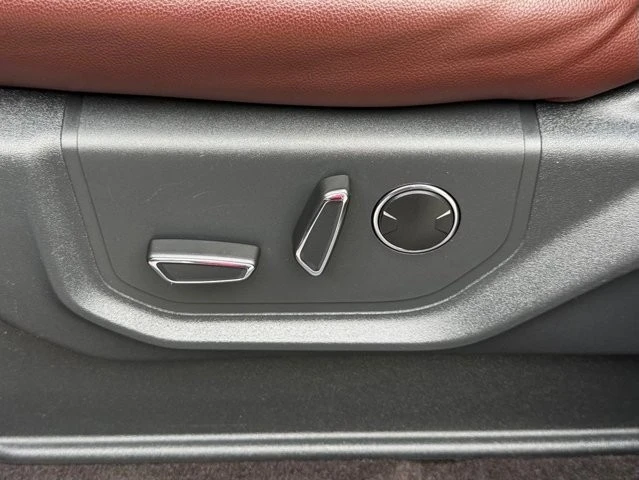 2022 Ford Expedition 4th Gen - Image 19 of 21