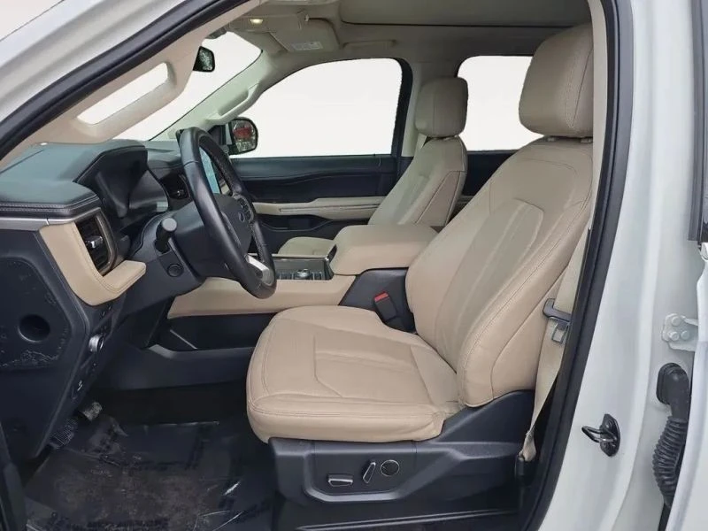 2022 Ford Expedition 4th Gen - Image 9 of 12