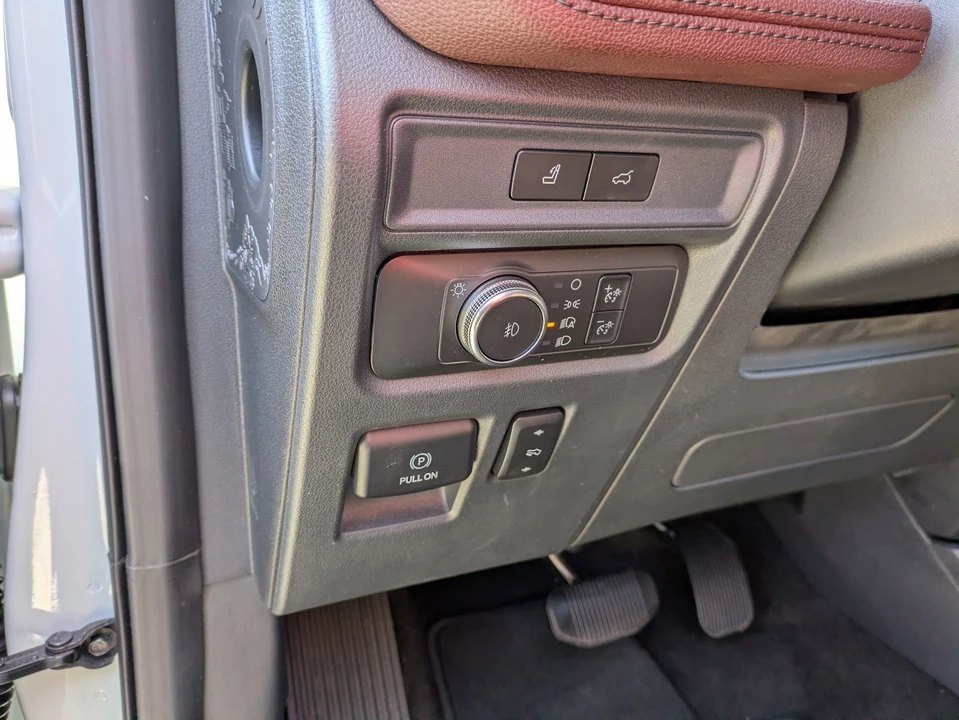 2022 Ford Expedition 4th Gen - Image 17 of 21