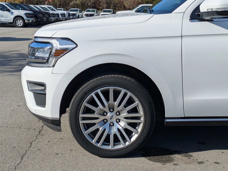 2022 Ford Expedition 4th Gen - Image 11 of 21
