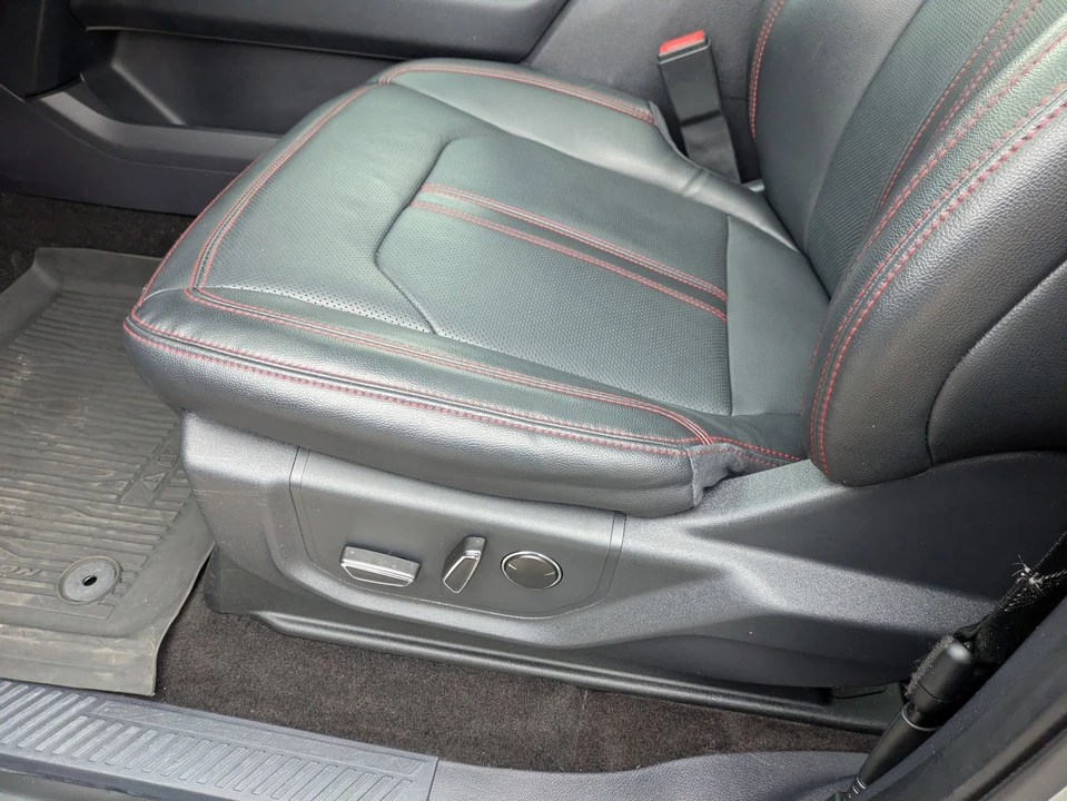 2022 Ford Expedition 4th Gen - Image 13 of 21
