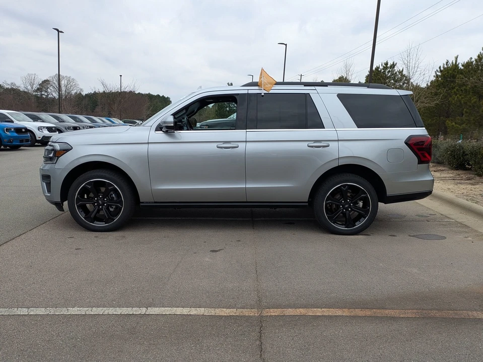 2022 Ford Expedition 4th Gen - Image 7 of 21