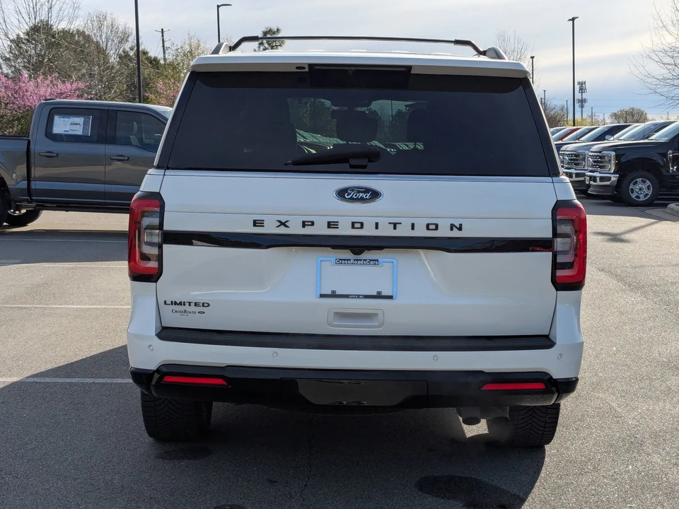 2022 Ford Expedition 4th Gen - Image 5 of 21