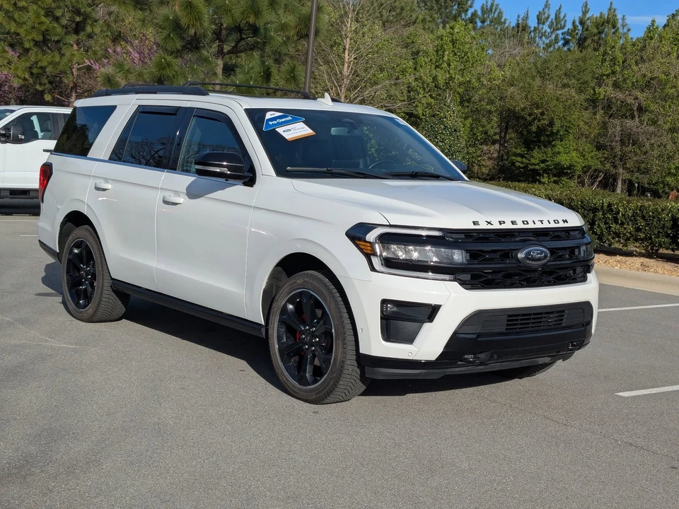 2022 Ford Expedition 4th Gen - Image 2 of 21