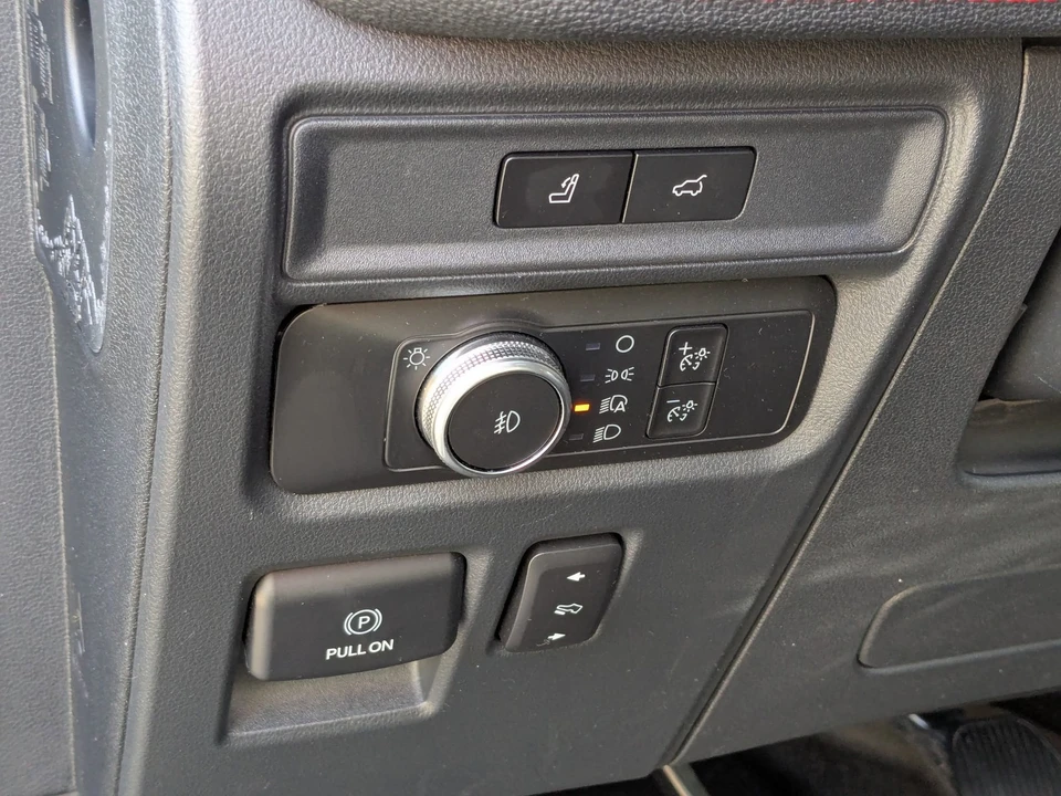 2022 Ford Expedition 4th Gen - Image 18 of 21
