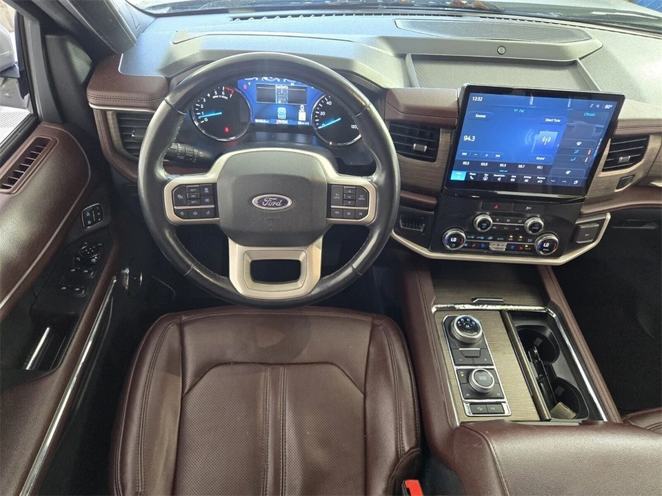 2022 Ford Expedition 4th Gen - Image 11 of 12