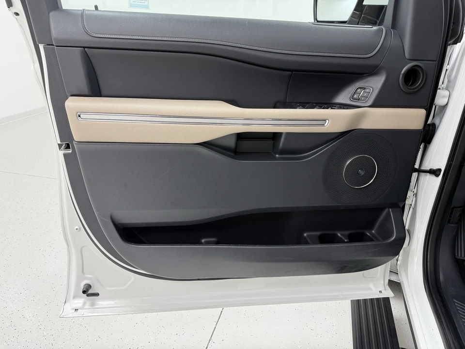 2022 Ford Expedition 4th Gen - Image 12 of 21