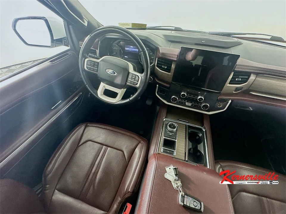2022 Ford Expedition 4th Gen - Image 9 of 12