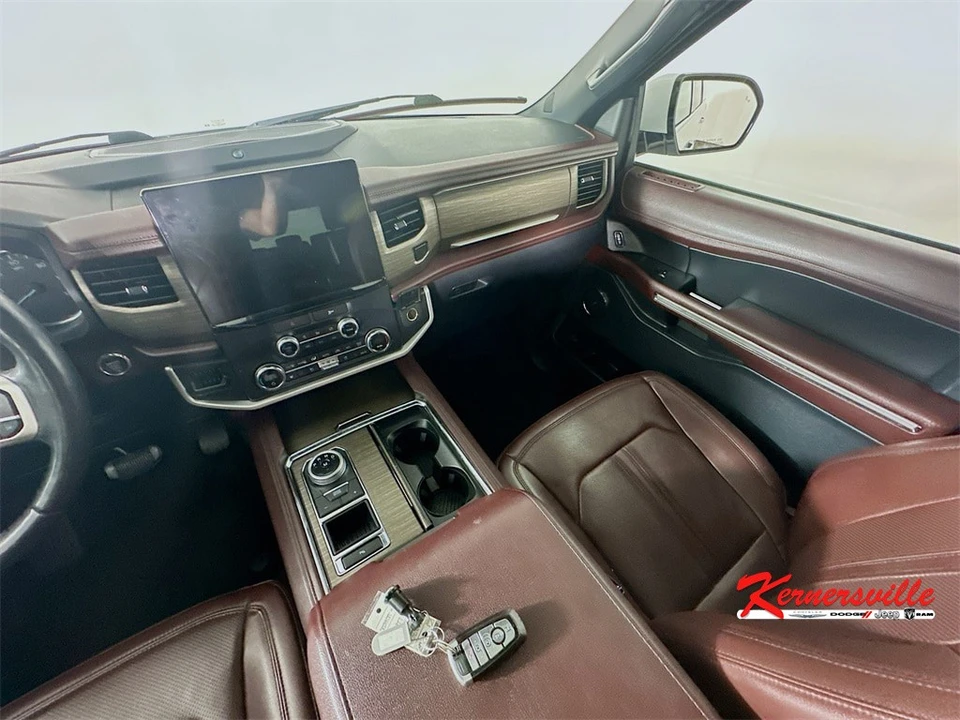 2022 Ford Expedition 4th Gen - Image 11 of 12