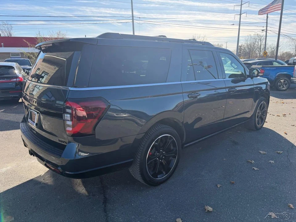 2022 Ford Expedition 4th Gen - Image 5 of 12