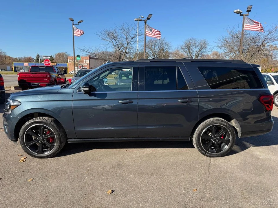 2022 Ford Expedition 4th Gen - Image 2 of 12