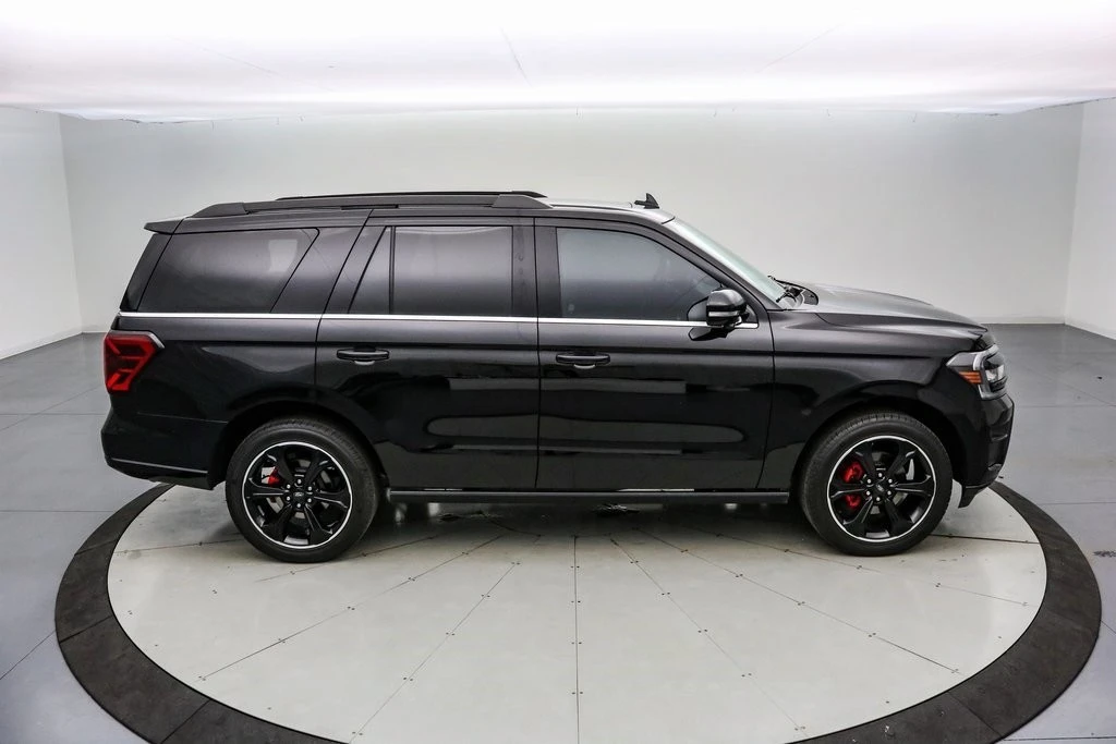 2022 Ford Expedition 5th Gen - Image 4 of 21