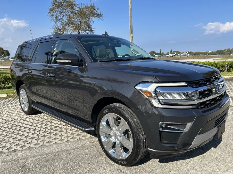 2022 Ford Expedition 4th Gen - Image 9 of 21
