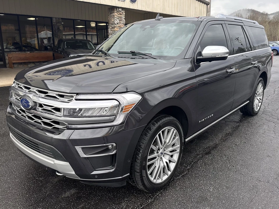 2022 Ford Expedition 4th Gen - Image 2 of 12