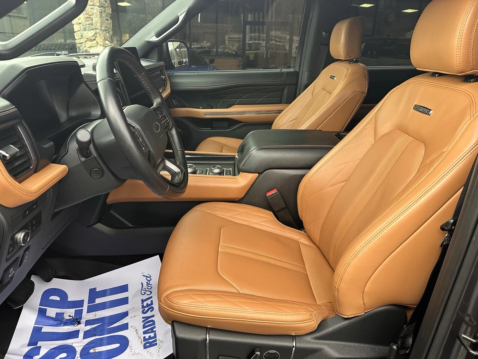 2022 Ford Expedition 4th Gen - Image 10 of 12