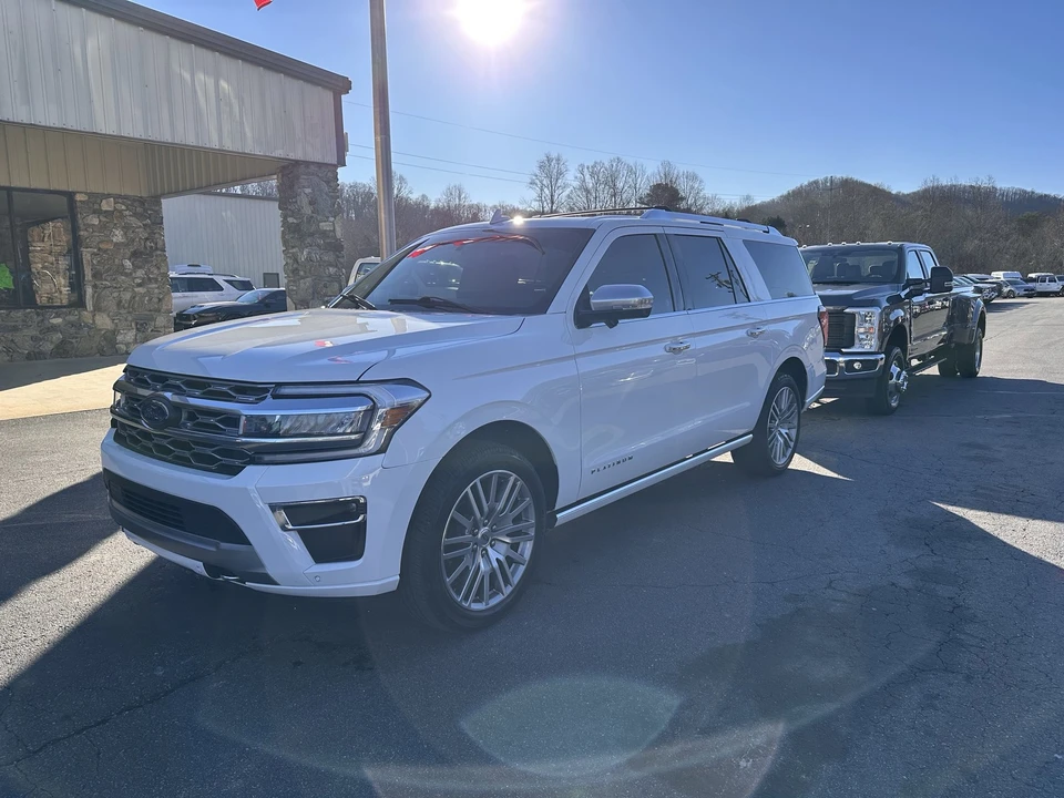 2022 Ford Expedition 5th Gen - Image 2 of 12